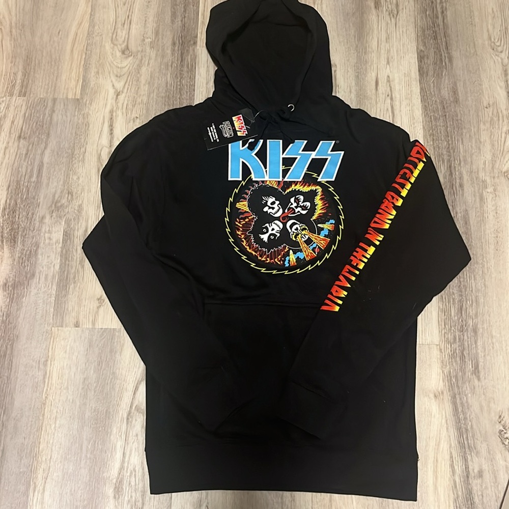 NWT Kiss Premium Garage Hottest Band In The World Black Hoodie Small